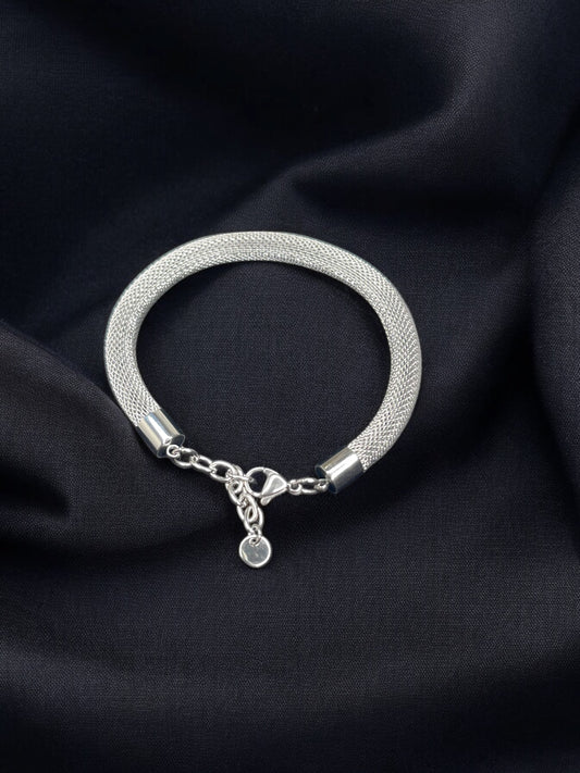 THE AZURA BRACELET