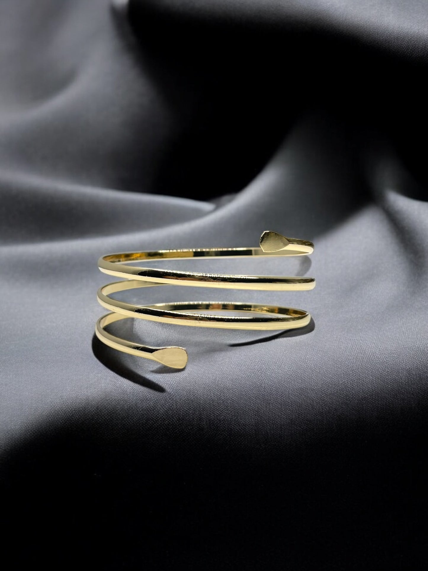 THE CUFFIA ARM BRACELET