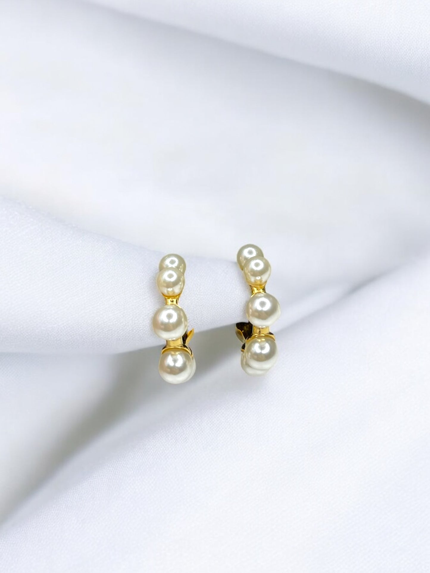 THE MIRELA EAR STUDS