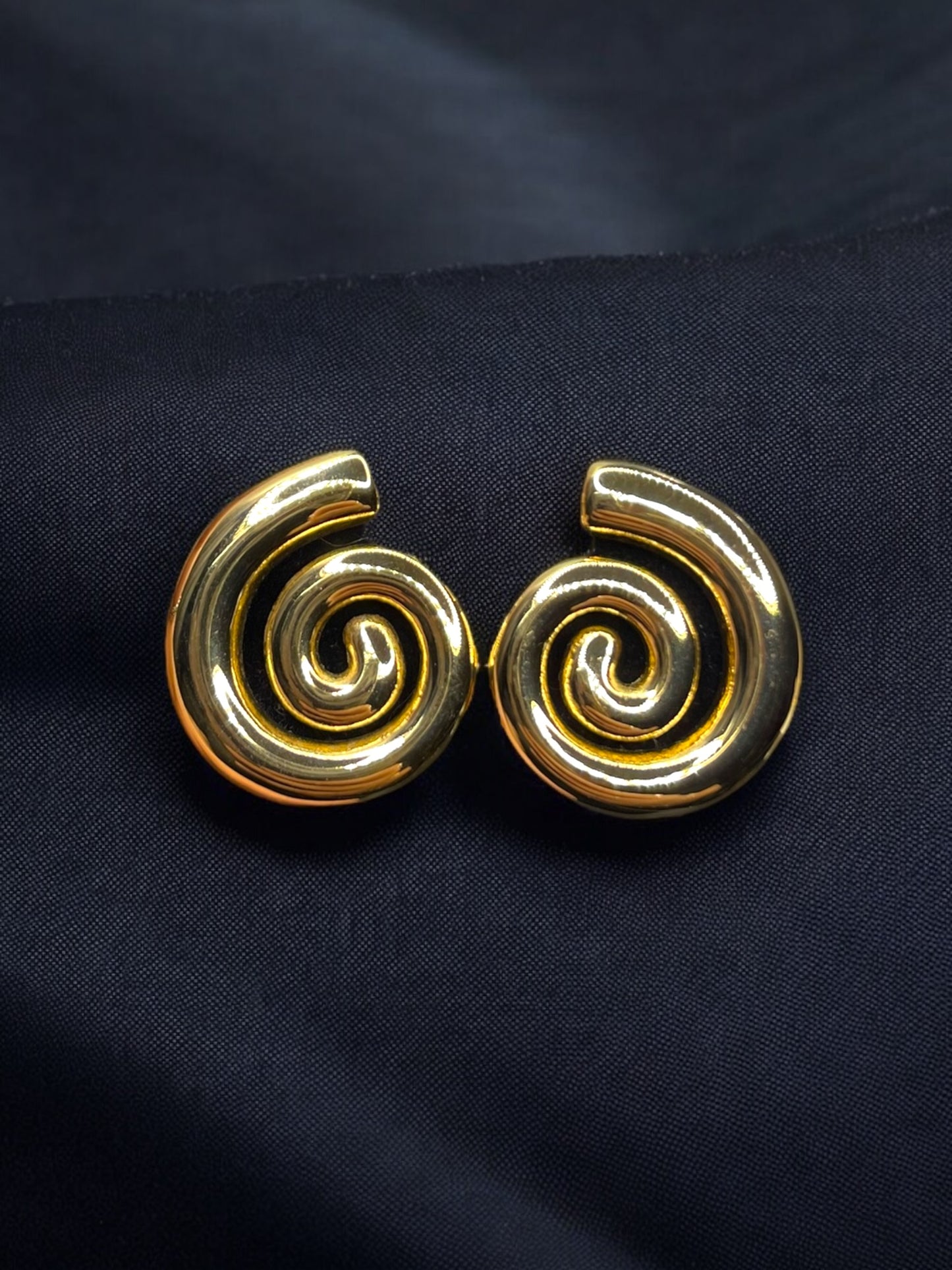 THE WHORLA EARRINGS