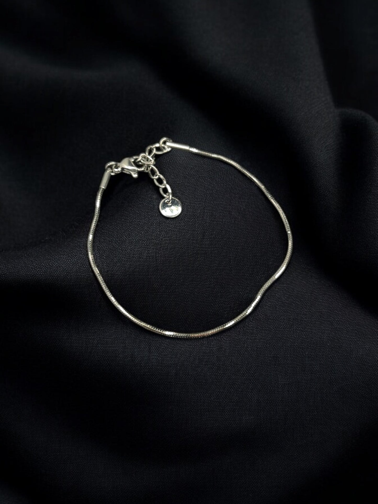 THE STRAND BRACELET