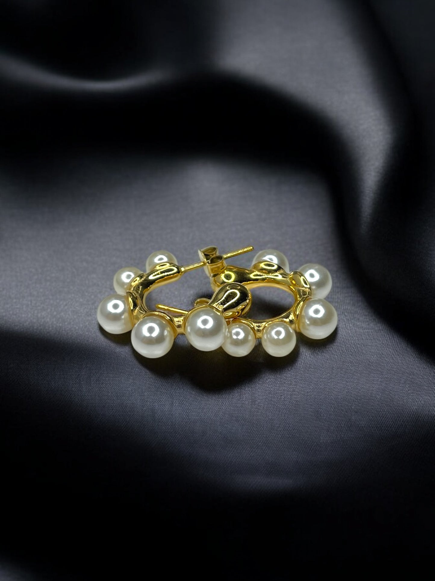 THE MIRELA EAR STUDS