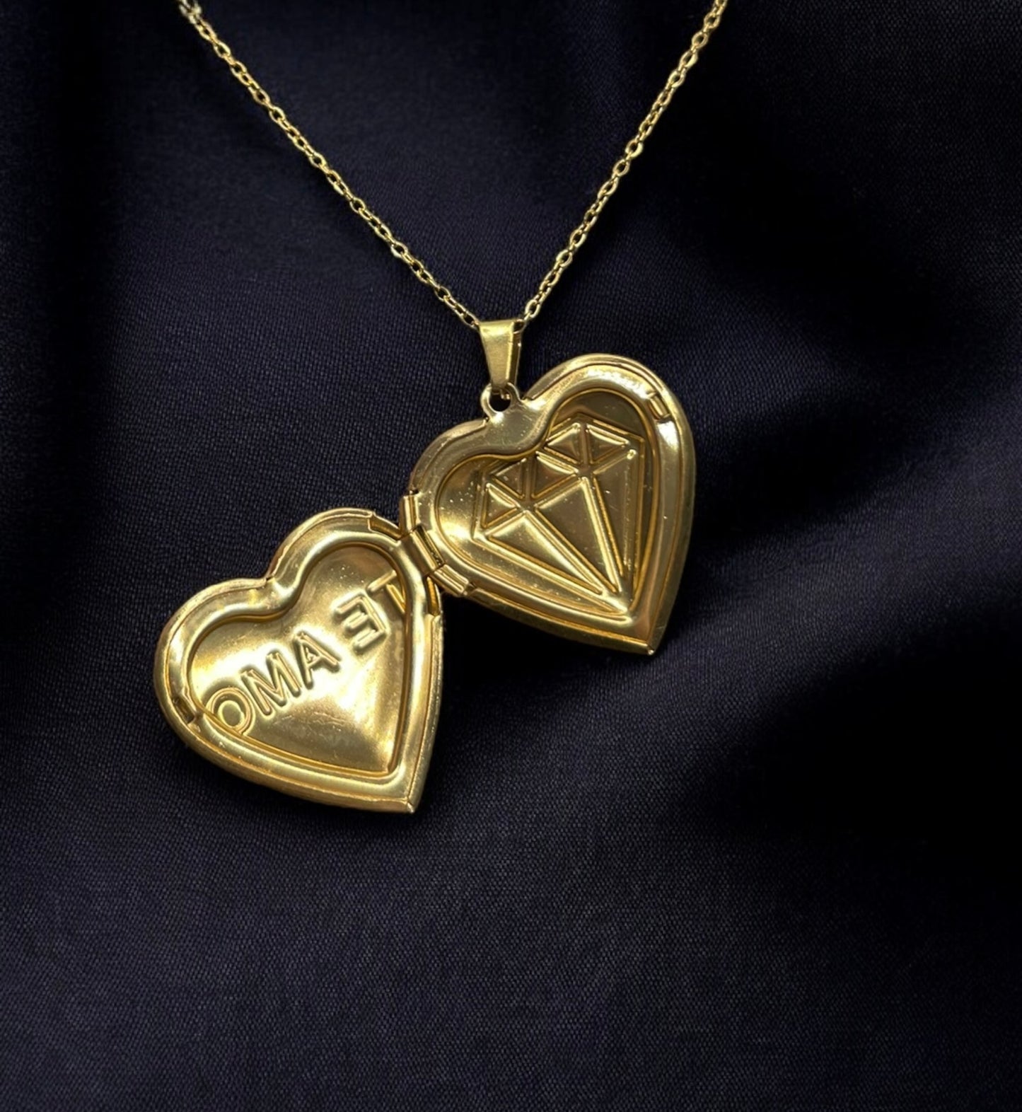 TE AMO LOCKET NECKLACE