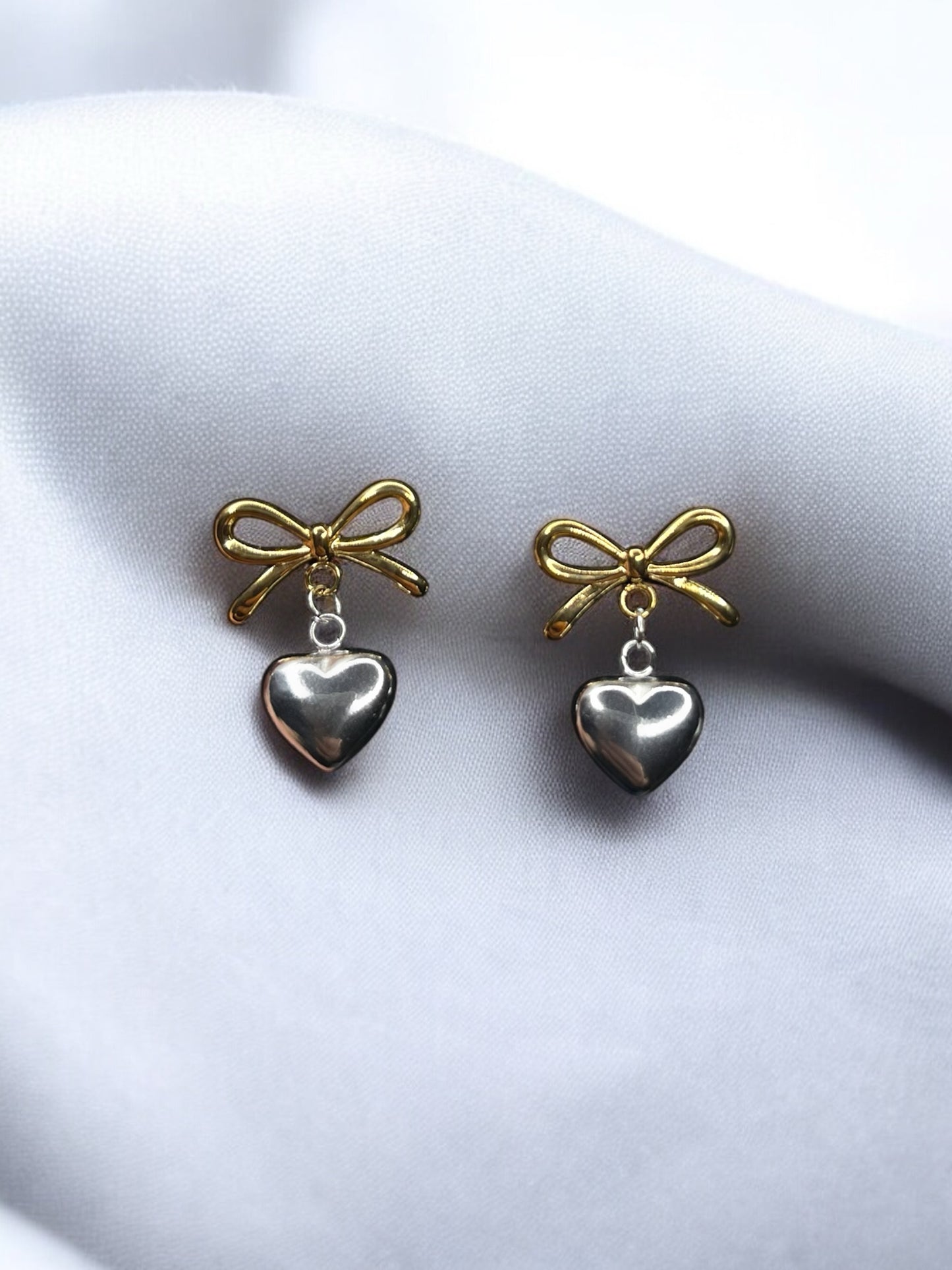 THE KNOT OF LOVE EARRINGS