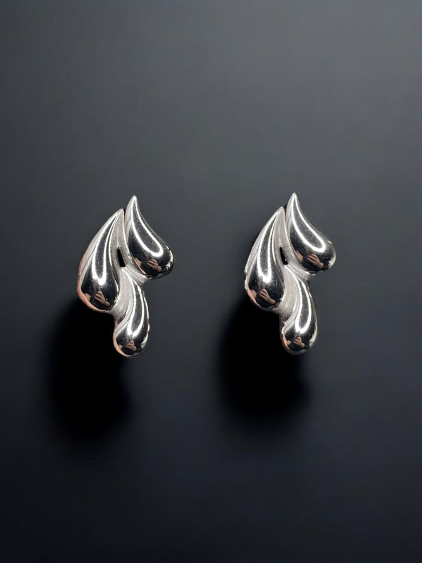 THE FALLEN TEARS EAR STUDS